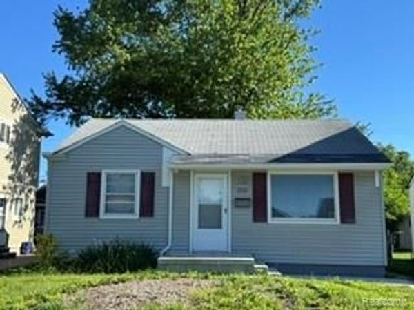 2215 BROWNING Street, Ferndale, MI 48220