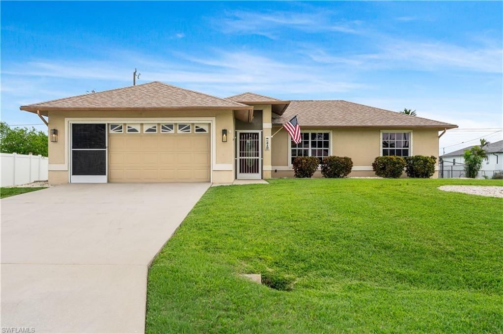 219 NE 7th Pl, Cape Coral, FL 33909 Photo