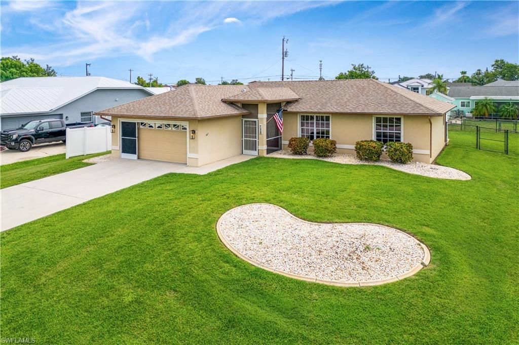 219 NE 7th Pl, Cape Coral, FL 33909 Photo