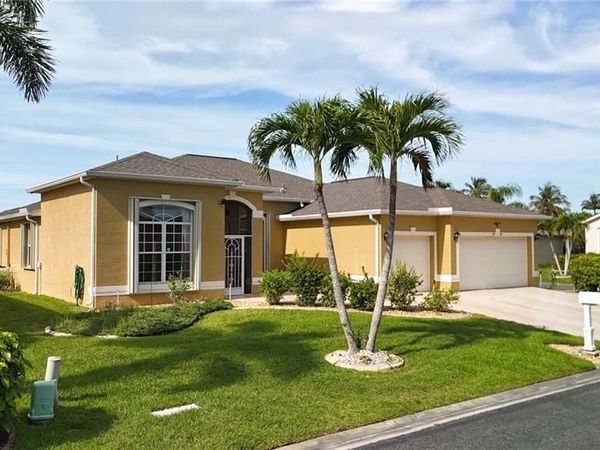 8904 Baytowne LOOP, FORT MYERS, FL 33908