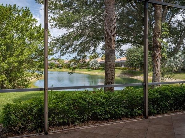 15821 Delaplata LN, NAPLES, FL 34110