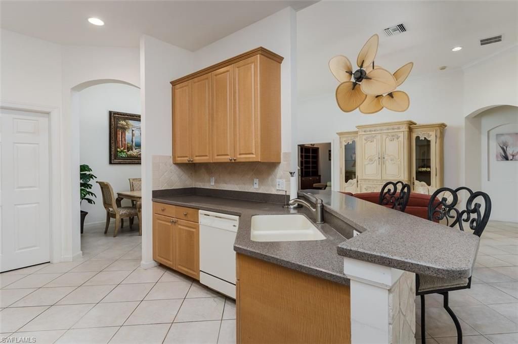 15821 Delaplata Ln, Naples, FL 34110 Photo