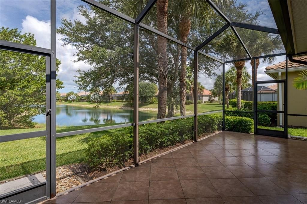 15821 Delaplata Ln, Naples, FL 34110 Photo