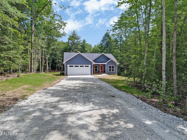 373 Georgee Rd, Jamestown, TN 38556
