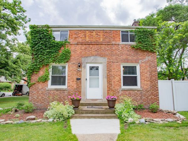 5356 N Oketo Avenue , Chicago, IL 60656