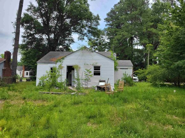 507 Oak St. , Mullins, SC 29574