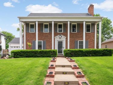 2837 Glenhurst Avenue , Saint Louis Park, MN 55416