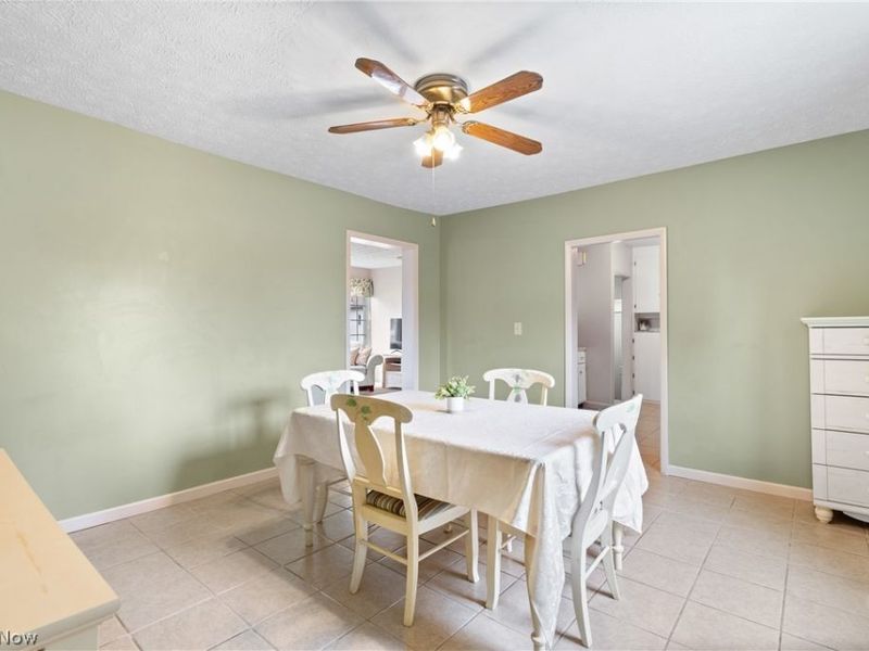 206 Bachtel Street SE, North Canton, OH 44720 Photo 10