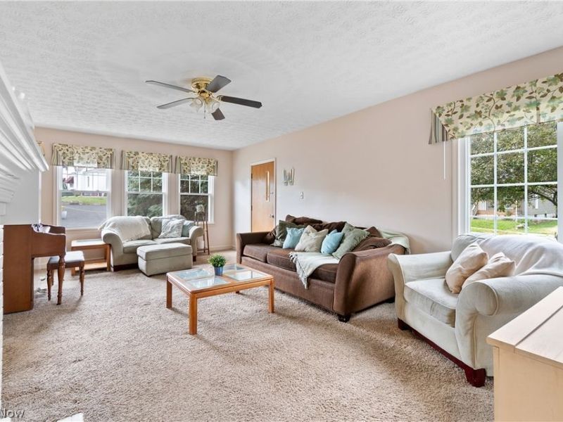 206 Bachtel Street SE, North Canton, OH 44720 Photo 6