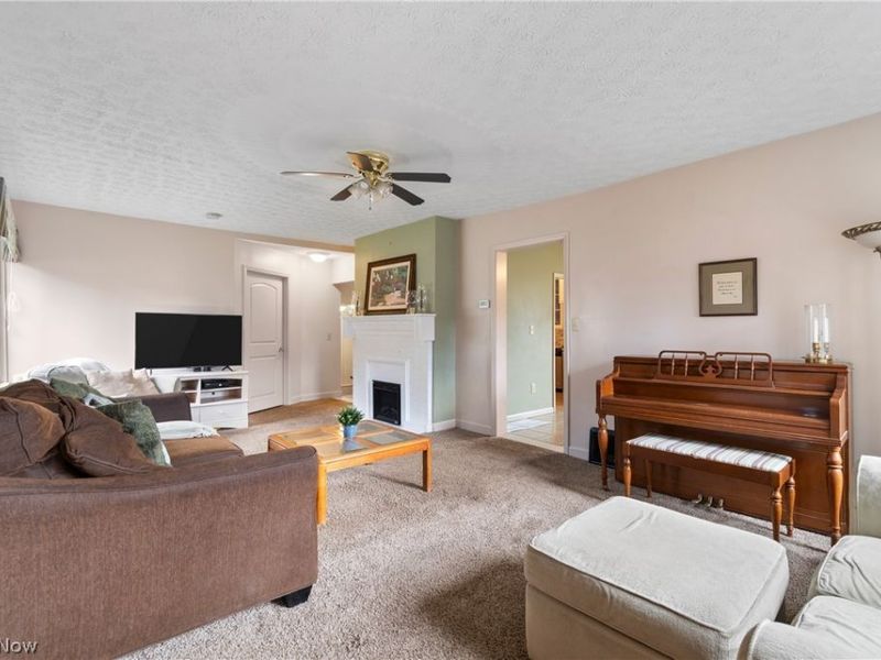 206 Bachtel Street SE, North Canton, OH 44720 Photo 7