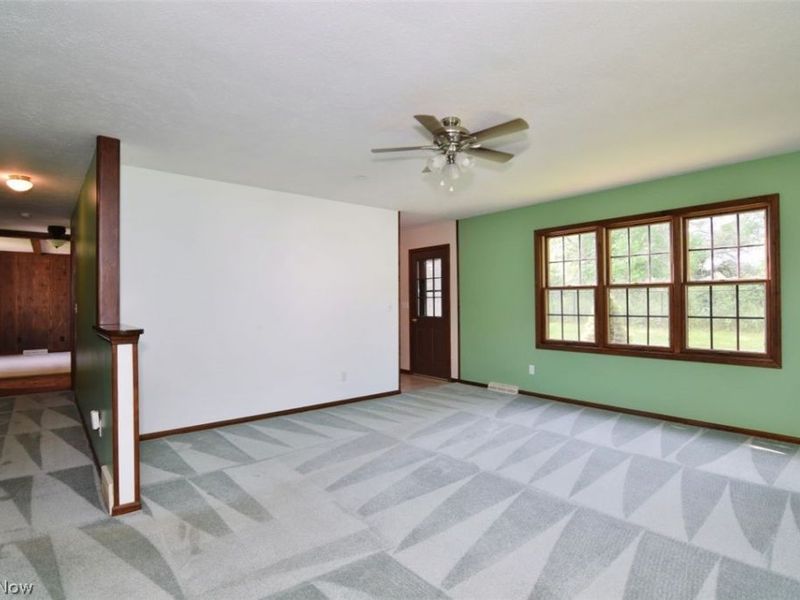 1585 Hemlock Drive, Ashtabula, OH 44004 Photo 14