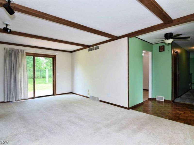 1585 Hemlock Drive, Ashtabula, OH 44004 Photo 4