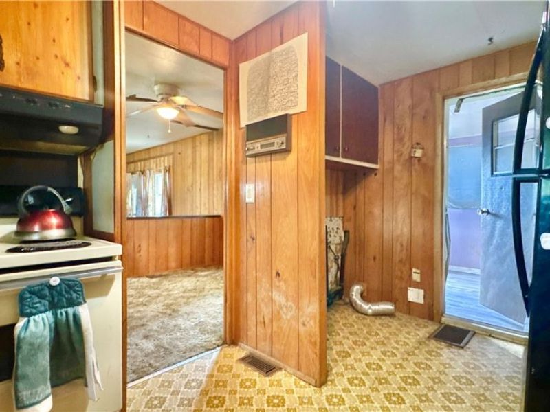 875 Mobile Drive, Zanesville, OH 43701 Photo 19