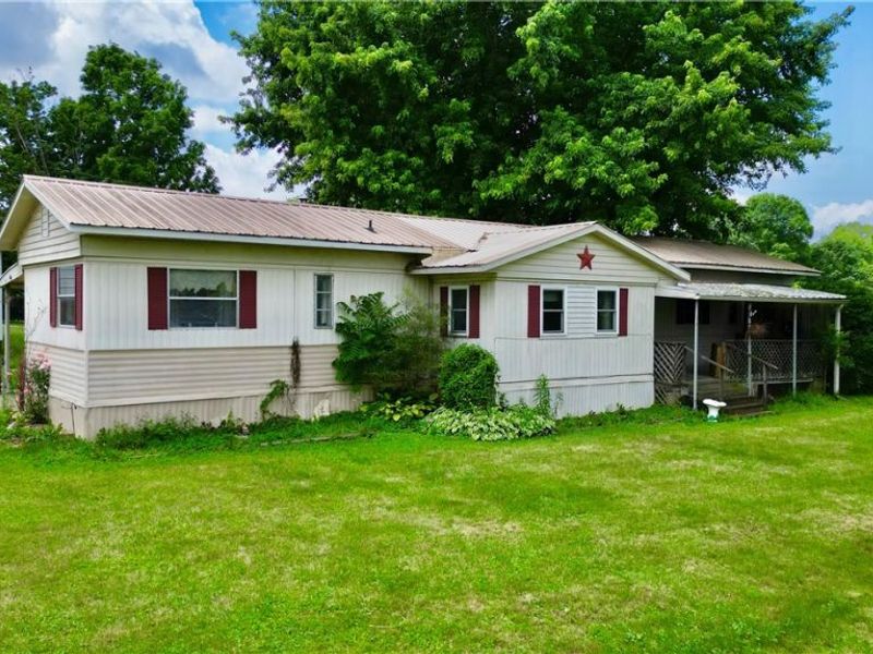 875 Mobile Drive, Zanesville, OH 43701 Photo 3