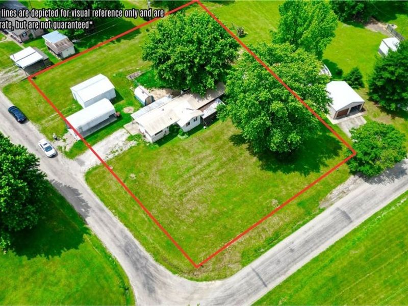 875 Mobile Drive, Zanesville, OH 43701 Photo 4