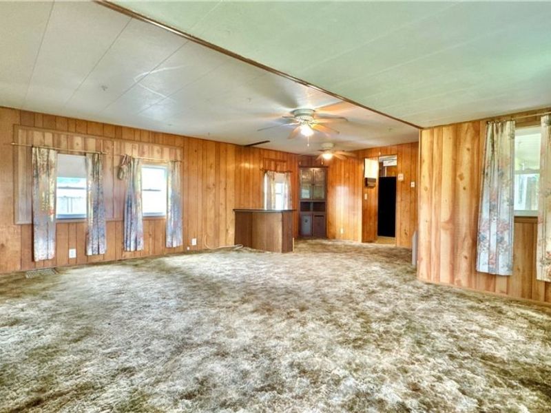 875 Mobile Drive, Zanesville, OH 43701 Photo 9