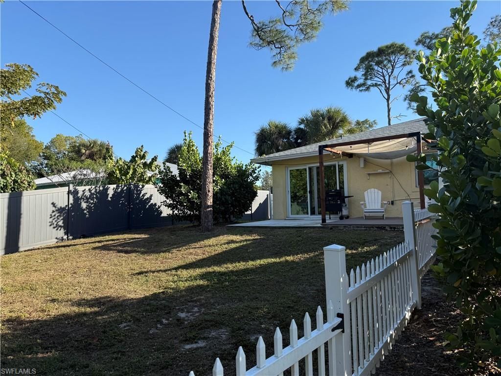 2855 Van Buren Ave, Naples, FL 34112 Photo