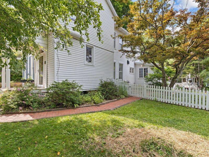 324 W Elm Street, Granville, OH 43023 Photo 6
