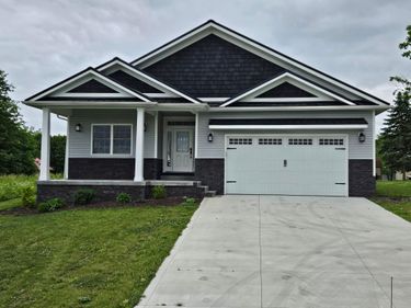 15066 Monroe Mills Road, Mount Vernon, OH 43050