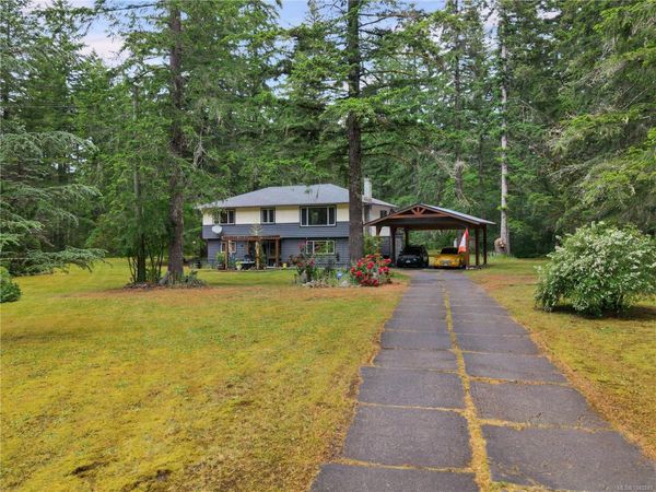 4040 York Rd , Campbell River, BC V9H 1B3
