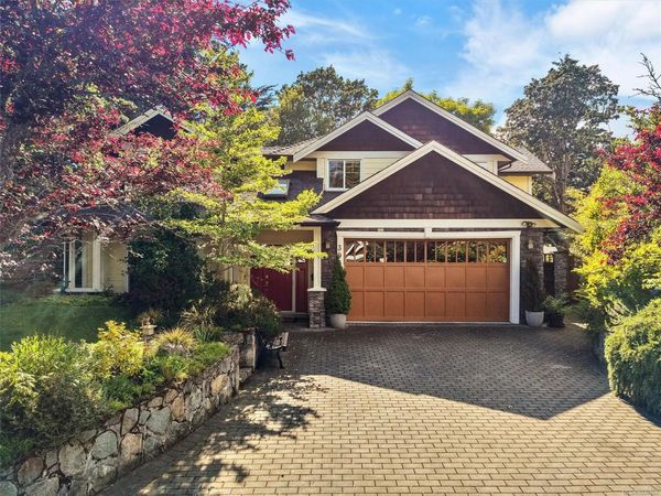 3962 Stan Wright Lane , Saanich, BC V8P 0A1
