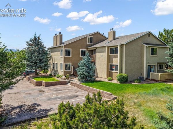 1010 Magic Lamp Way, Unit C, Monument, CO 80132
