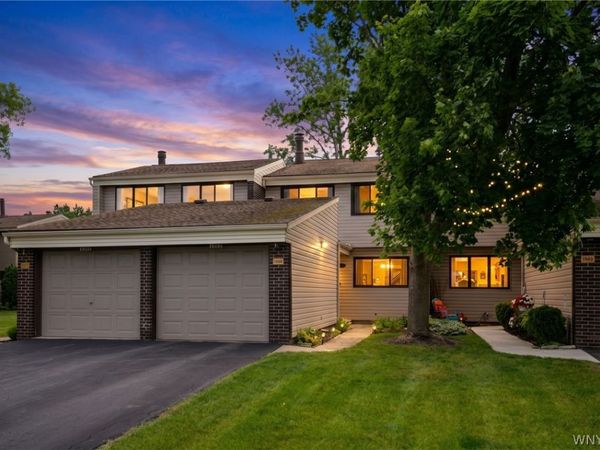 1502 Forest Edge Drive , Buffalo, NY 14051