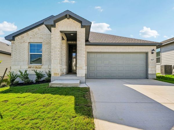 5437 Wrangler Way, Marion, TX 78124