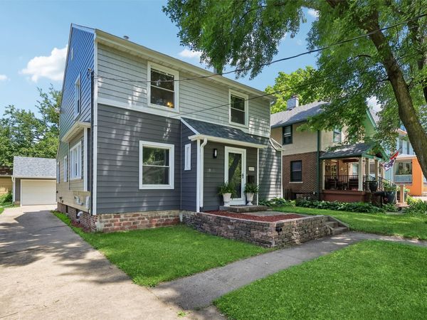 3217 Cottage Grove Avenue, Des Moines, IA 50311