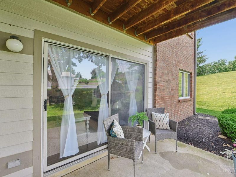 8919 Eagleview Drive, Unit 3, West Chester, OH 45069 Photo 26