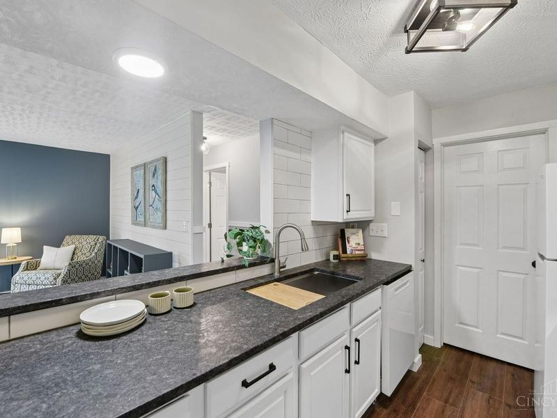 8919 Eagleview Drive, Unit 3, West Chester, OH 45069 Photo 7