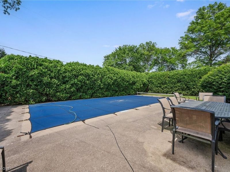 5379 Meadow Wood Boulevard, Lyndhurst, OH 44124 Photo 13