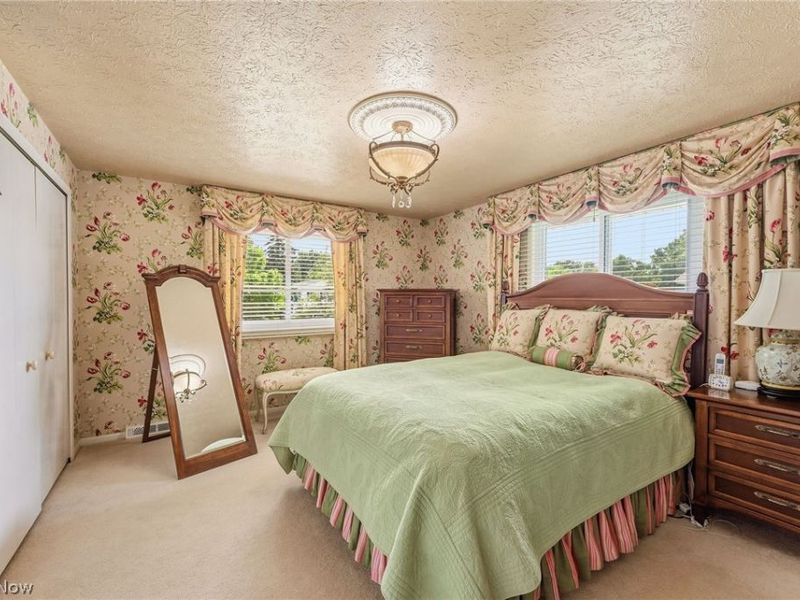 5379 Meadow Wood Boulevard, Lyndhurst, OH 44124 Photo 19