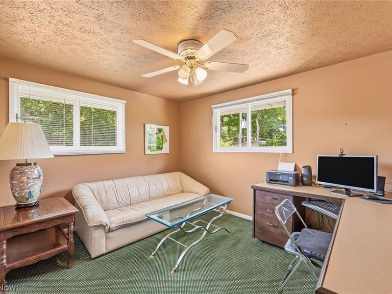 5379 Meadow Wood Boulevard, Lyndhurst, OH 44124 Photo 25