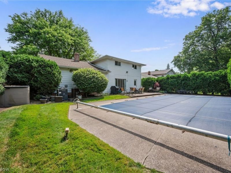 5379 Meadow Wood Boulevard, Lyndhurst, OH 44124 Photo 28