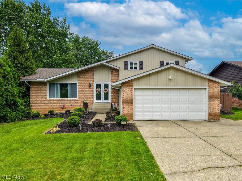 7739 Hoertz Road , Parma, OH 44134 Main Photo
