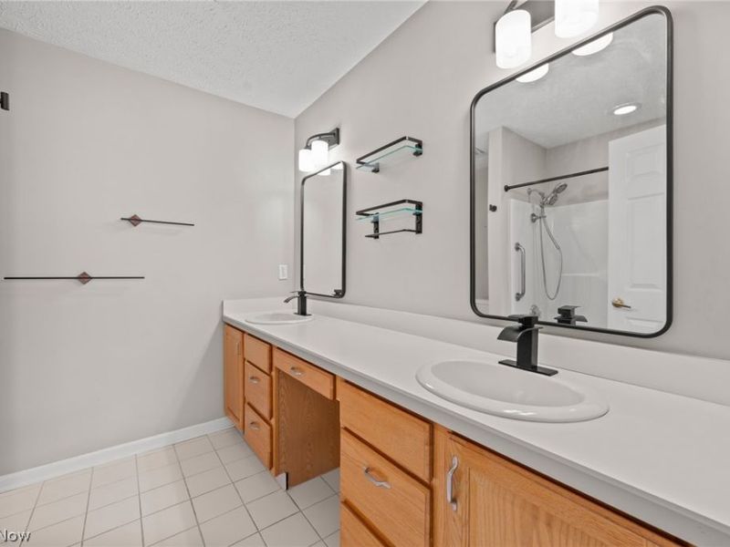 282 Vista Circle, North Olmsted, OH 44070 Photo 33