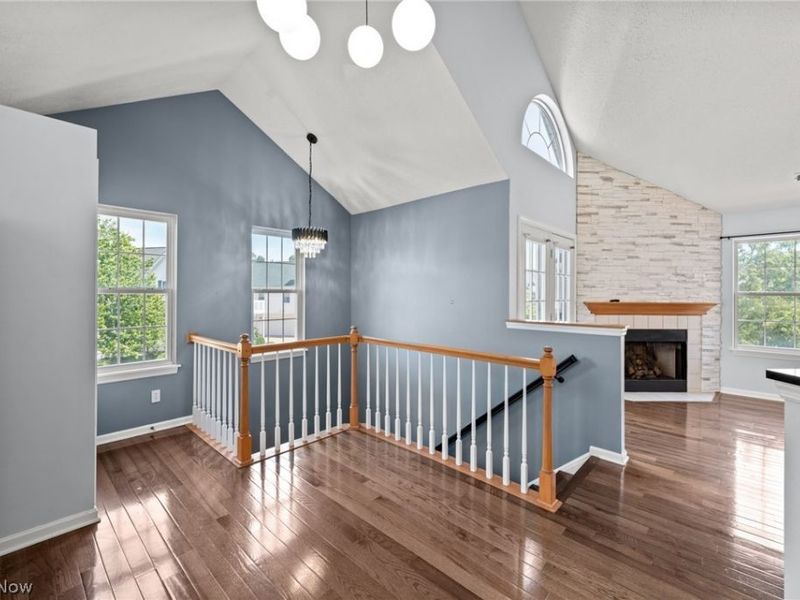 282 Vista Circle, North Olmsted, OH 44070 Photo 7