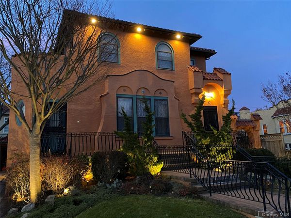 47 E Penn Street, Long Beach, NY 11561