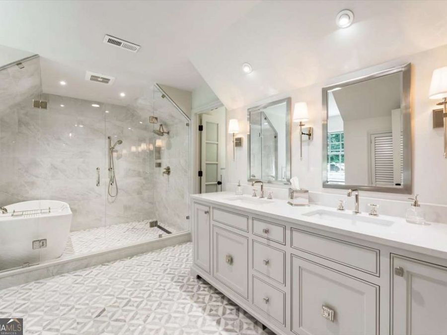 Property Image 79