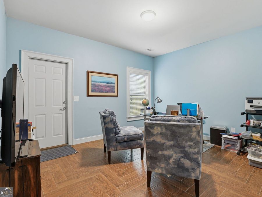 Property Image 37