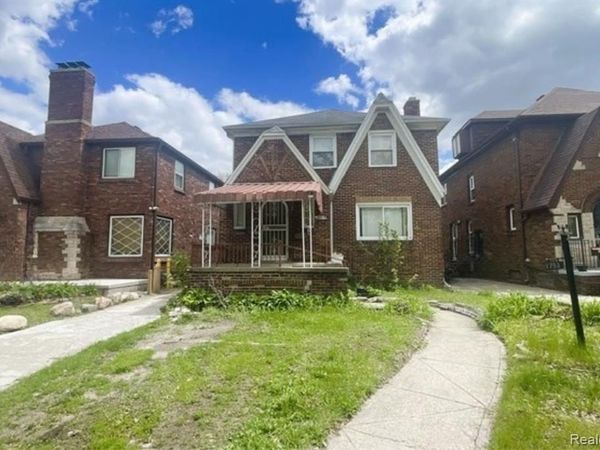 17530 Santa Barbara Drive, Detroit, MI 48221