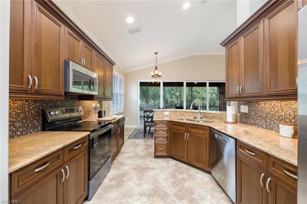 6657 Alden Woods Cir, Unit 201, Naples, FL 34113 Photo