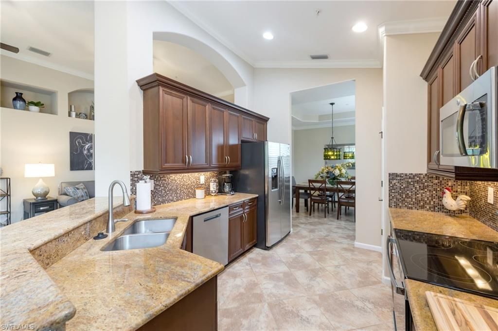 6657 Alden Woods Cir, Unit 201, Naples, FL 34113 Photo