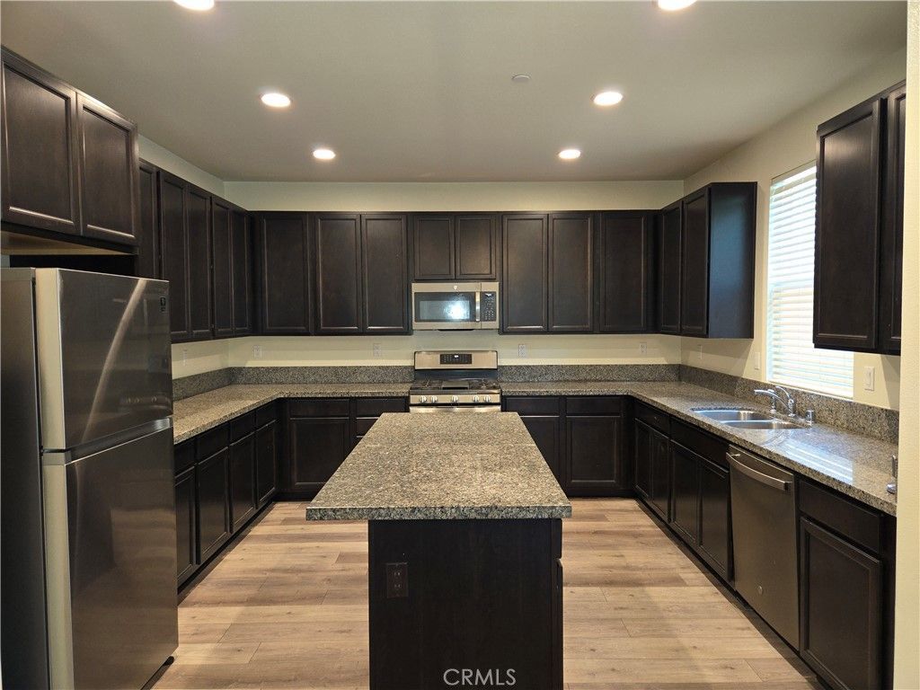 1165 Keystone Place, Mentone, CA 92359 Main Photo