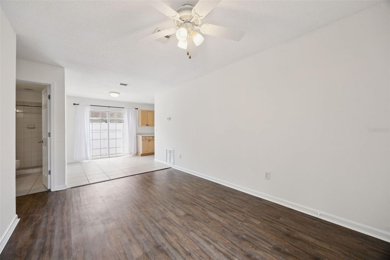 1105 N Rockingham Avenue, Tavares, FL 32778 Photo