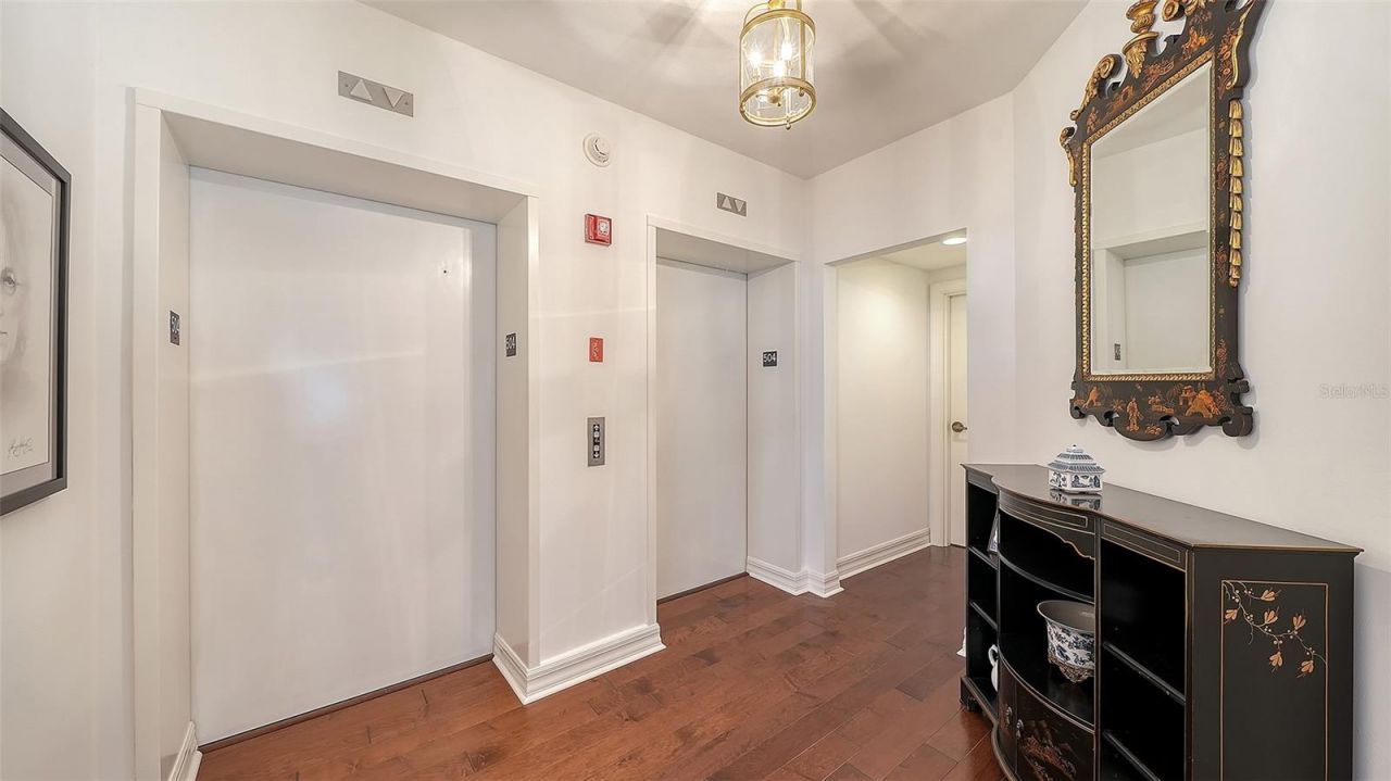 401 N Point Road, Unit 504, Osprey, FL 34229 Photo