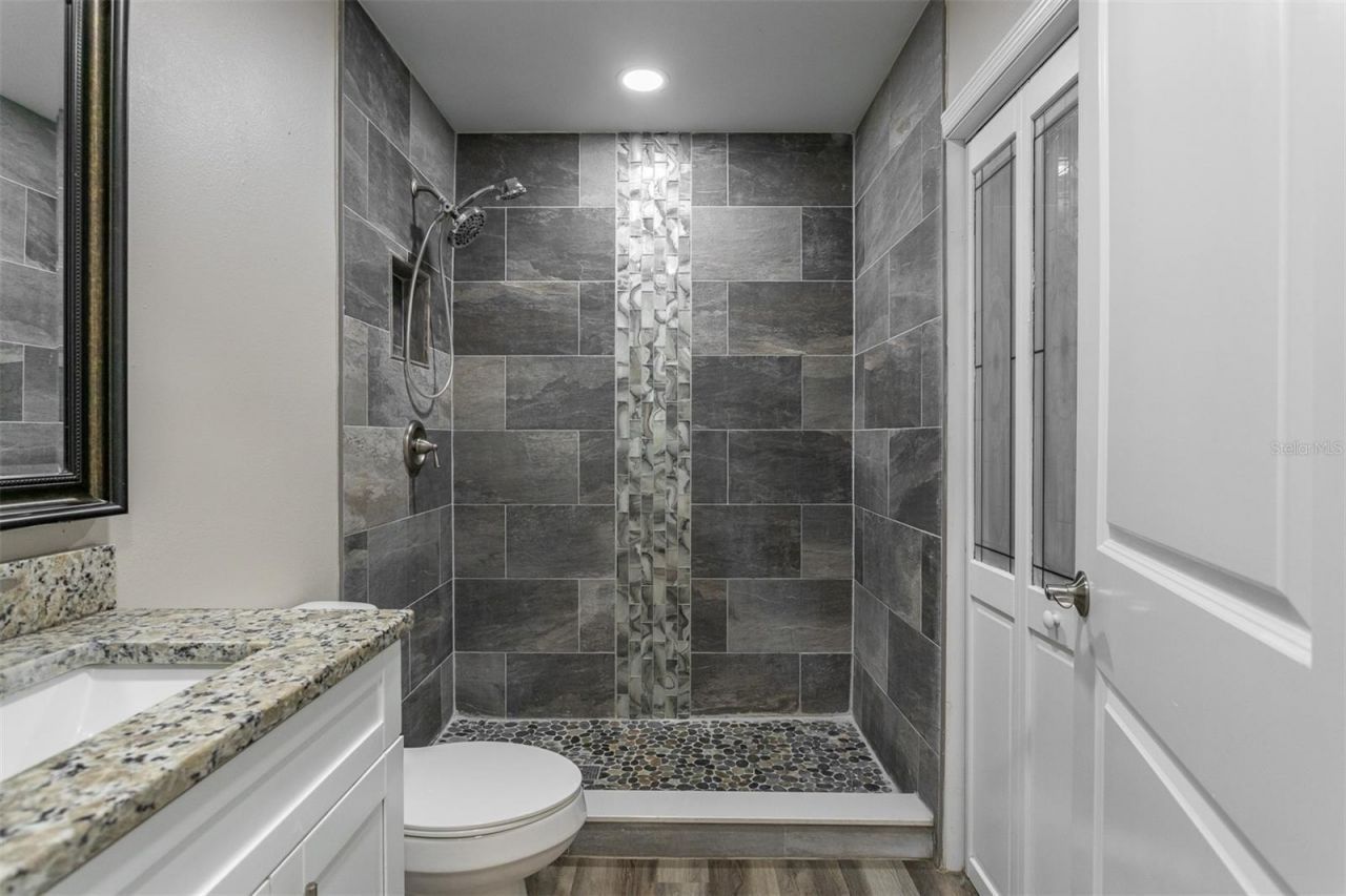 3276 Fox Hill Drive, Clearwater, FL 33761 Photo