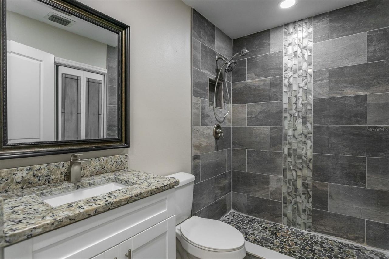 3276 Fox Hill Drive, Clearwater, FL 33761 Photo