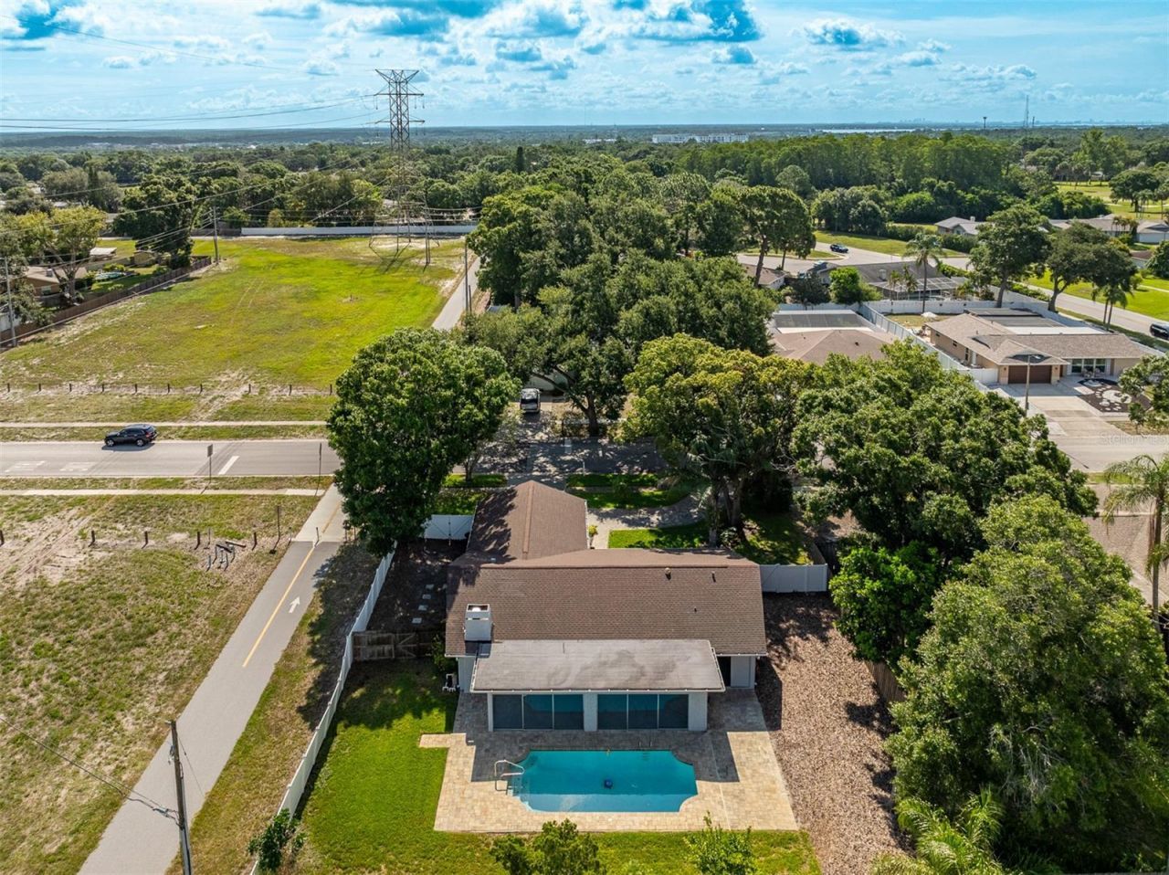 3276 Fox Hill Drive, Clearwater, FL 33761 Photo